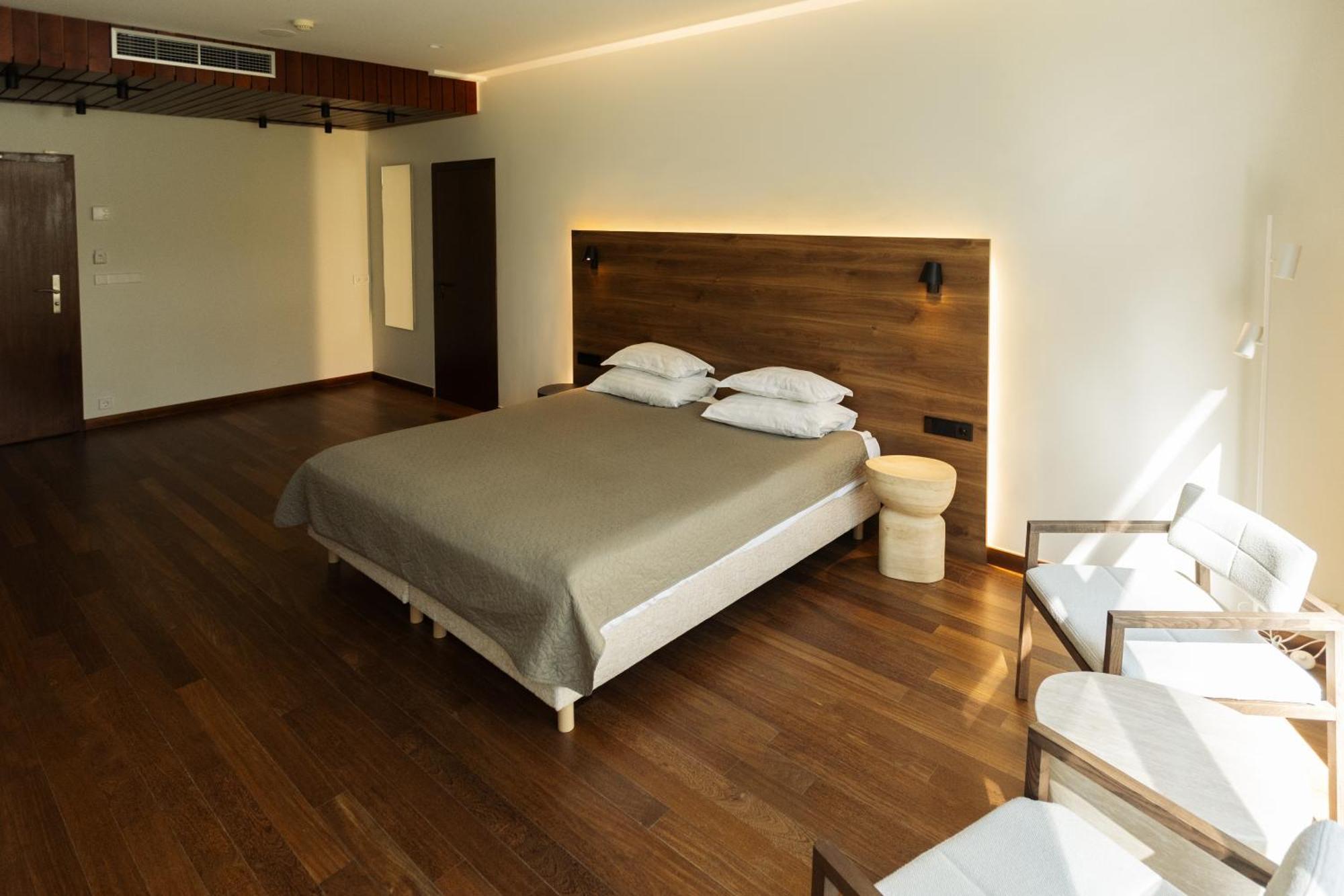Belvilis Hotel Молетай Екстер'єр фото